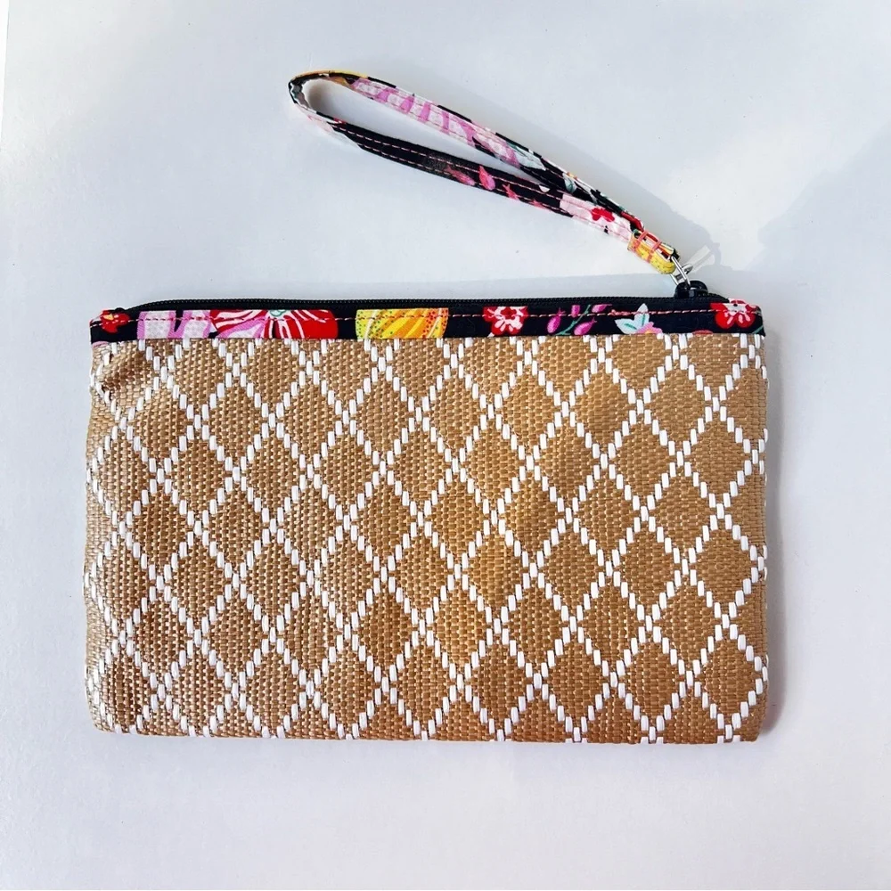 Vera Bradley Beach Wristlet Tangerine Twist Straw Floral Clutch Wallet Tropical